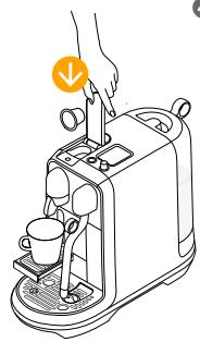 NESPRESSO CREATISTA PRO - DK Tilberedning af maelkedrikke - to kopper / FI Maitokahvin valmistus - kaksi kupillista - 1