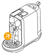 NESPRESSO CREATISTA PRO - Tilberedning af maelkedrikke - to kopperMaitokahvin valmistus - kaksi kupillista - 7