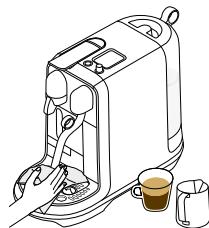 NESPRESSO CREATISTA PRO - Tillagning av mjölkkaffedryck - två koppar /Tilberedning av kaffe med melk - to kopper - 4