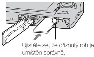 SONY WX60 - Vložení pamětové karty (prodáva se samostatné) - 2