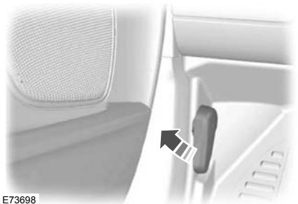 FORD GALAXY II - OUVERTURE ET FERMETURE DU CAPOT - 1