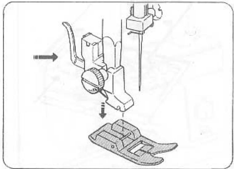 ELNA 1010 - Changement du pied-de-biche - 2