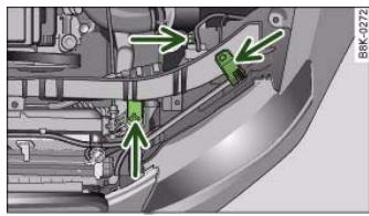 AUDI A5 - Changing bulbs for headlights - 2