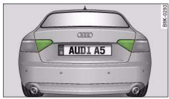 AUDI A5 - Rear lights in boot lid - 1