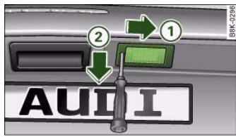 AUDI A5 - Number plate light - 1