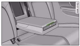 AUDI A5 - First-aid kit - 1