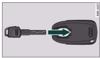 AUDI A5 - Starting the vehicle with the spare key - 2