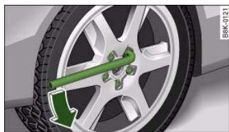 AUDI A5 - Loosening and tightening the wheel bolts - 1