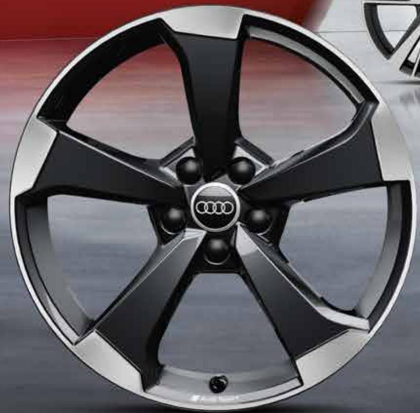 AUDI RS3 - Audi exclusive paint - 3