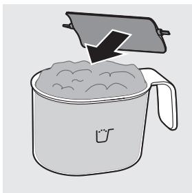 PHILIPS PASTAMAKER HR2334/12  -  VIVA COLLECTION HR2334 - Preparing and measuring the flour - 1
