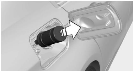 BMW X2 - Faire l'appoint d'agent réducteur avec une bouteille - 5