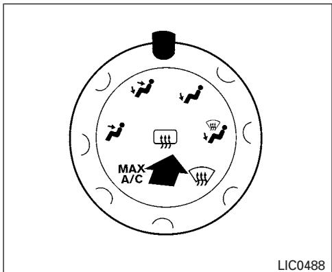 NISSAN TITAN - INTERRUPTEUR DU DÉGIVREUR DE LUNETTE ET DE RÉTROVISEUR EXTÉRIEUR (selon l'équipement) - 1