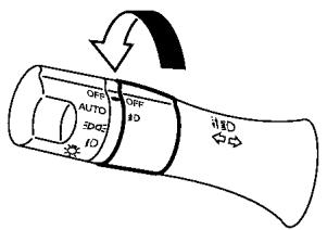 NISSAN LEAF 2 - INTERRUPTEUR DES PHARES ANTIBROULLARD (SELON L'ÉQUIPEMENT) - 1