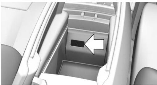 BMW X7 - Dans l'accoudoir central - 1