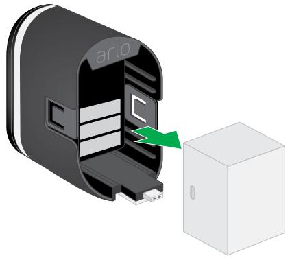 ARLO ULTRA VMS5240 - Replace a camera battery - 2