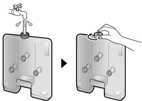 DAIKIN MCK75J - Ajoutez de l'eau dans le réservoir et refermez le bouchon. - 1