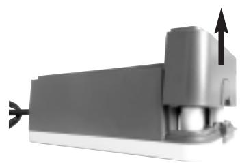 DIAGRAL DIAG00VSX - Collegamento della telecamera con l'alimentatore - 4