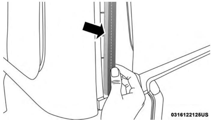JEEP WRANGLER - Install The Rear Window - 4