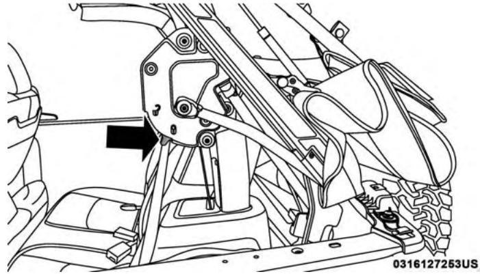 JEEP WRANGLER - Lowering The Soft Top Into Fully Lowered Position - 4