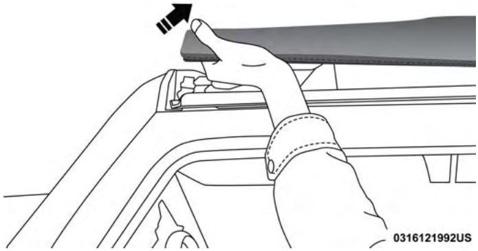 JEEP WRANGLER - Lowering The Soft Top Into Sunrider Position - 2