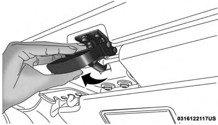 JEEP WRANGLER - Raising The Soft Top From The Fully Lowered Position - 6