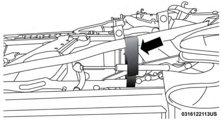 JEEP WRANGLER - Lowering The Soft Top Into Sunrider Position - 4