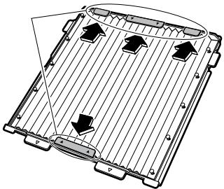DAIKIN STREAMER AIR MC70L VM - Posez le filtre plissé. - 2