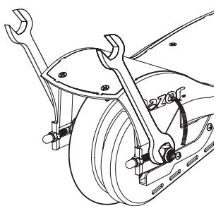 RAZOR E100 GLOW - Adjusting the Chain - 1