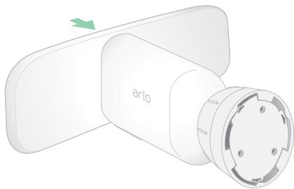 ARLO PRO 3 FLOODLIGHT CAMERA  -  PRO3 FLOODLIGHT FB1001B - Wall-mount your floodlight - 4