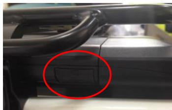 PEUGEOT TREKKING MIXTE - Extraction et repositionnement de la batterie dans son logement - 1