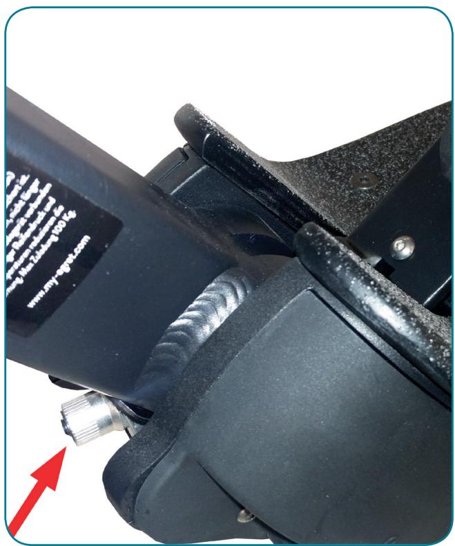 EGRET EIGHT V3 - ADJUSTING THE SECURING LEVER - 1