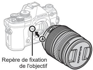 OLYMPUS E-M5 MKIII - Comment fixer un objectif sur l'appareil photo - 4