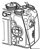 OLYMPUS E-M1 MARK III  -  E-M1 MKIII - Affichage en gros plan - 1