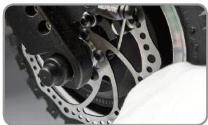MINIMOTORS DUALTRON ULTRA - 5) Causes et contre-mesures pour le bruit du frein à disque - 3