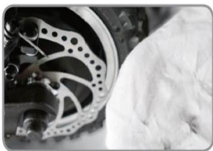 MINIMOTORS DUALTRON ULTRA - 5) Causes et contre-mesures pour le bruit du frein à disque - 5
