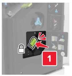 LEXMARK CX825 - CX827DE - Remplacement du support de la cartouche d'agrafes dans l'unité de finition d'agrafage/perforation multiposition - 8