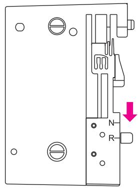 SINGER OVERLOCK PROFESSIONAL 5 - La couture de l'ourlet roulotté - 3
