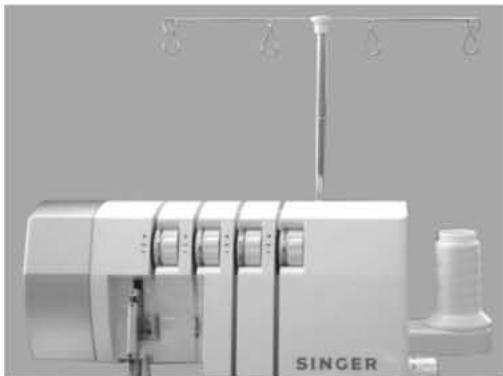 SINGER 14SH754 - Installation du guide-fil téléscopique rentré - 1