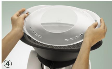 VORWERK THERMOMIX TM31 - Danger d'ébouillantage par la vapeur et l'eau de condensation brûlantes - 1