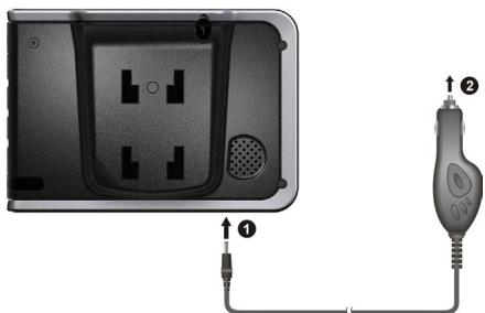 MEDION MDPNA 500T - BRANCHER L'ADAPTATEUR VOITURE - 1