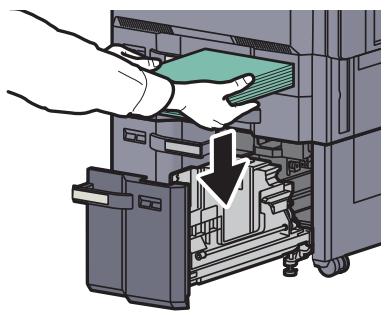 KYOCERA TASKALFA 4551CI - Charger du papier. - 1