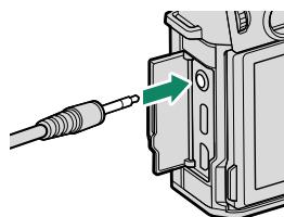 FUJIFILM X-E4 - Utilisation d'un microphone externe - 1
