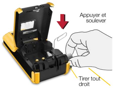 DYMO 300 - Pour nettoyer la lame de coupe - 1