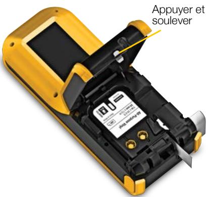 DYMO 300 - Pour insérer la cassette d'étiquettes - 2