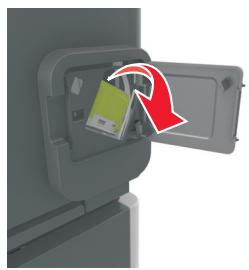 LEXMARK MS818DN - Remplacement d'une cartouche d'agrafes - 2