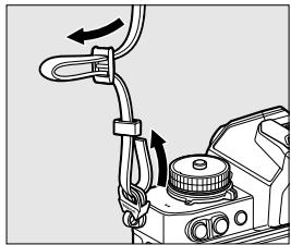 NIKON Z FC - Fixation de la couroie - 1