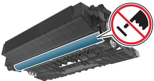 LEXMARK MX517DE - Bourrage papier derrière la porte avant - 5