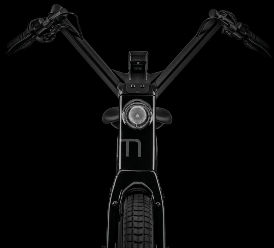 MOUSTACHE DIMANCHE - ENGLISH - 1