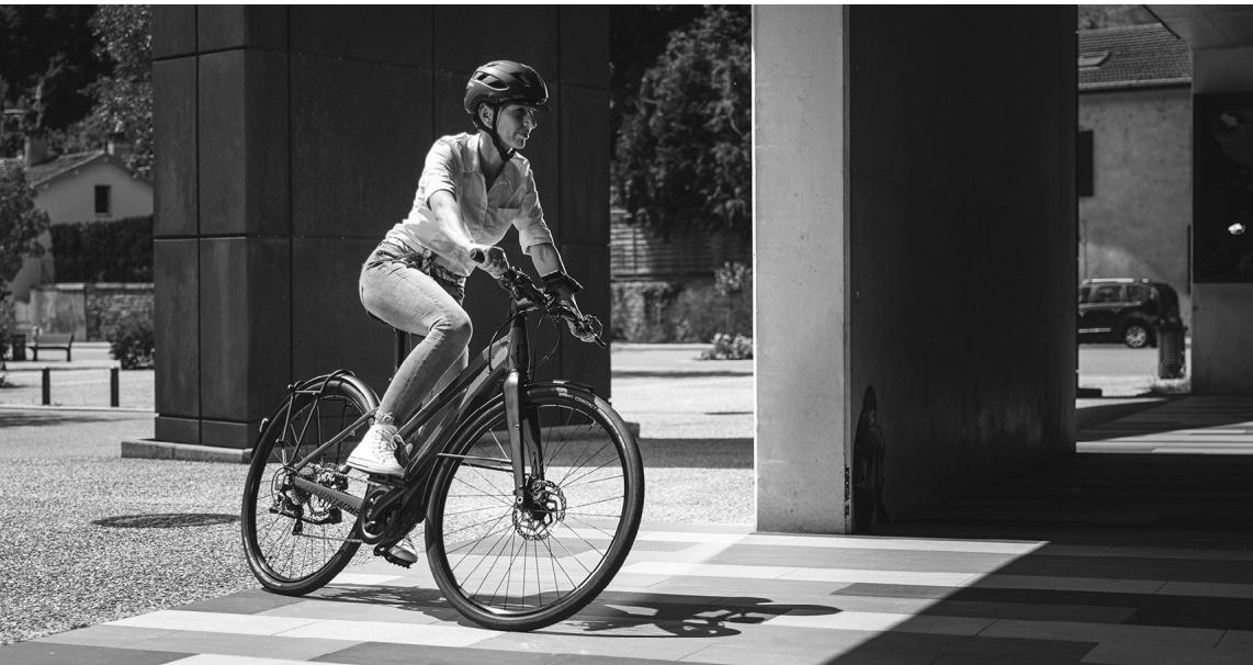 MOUSTACHE DIMANCHE - WARNING - 1