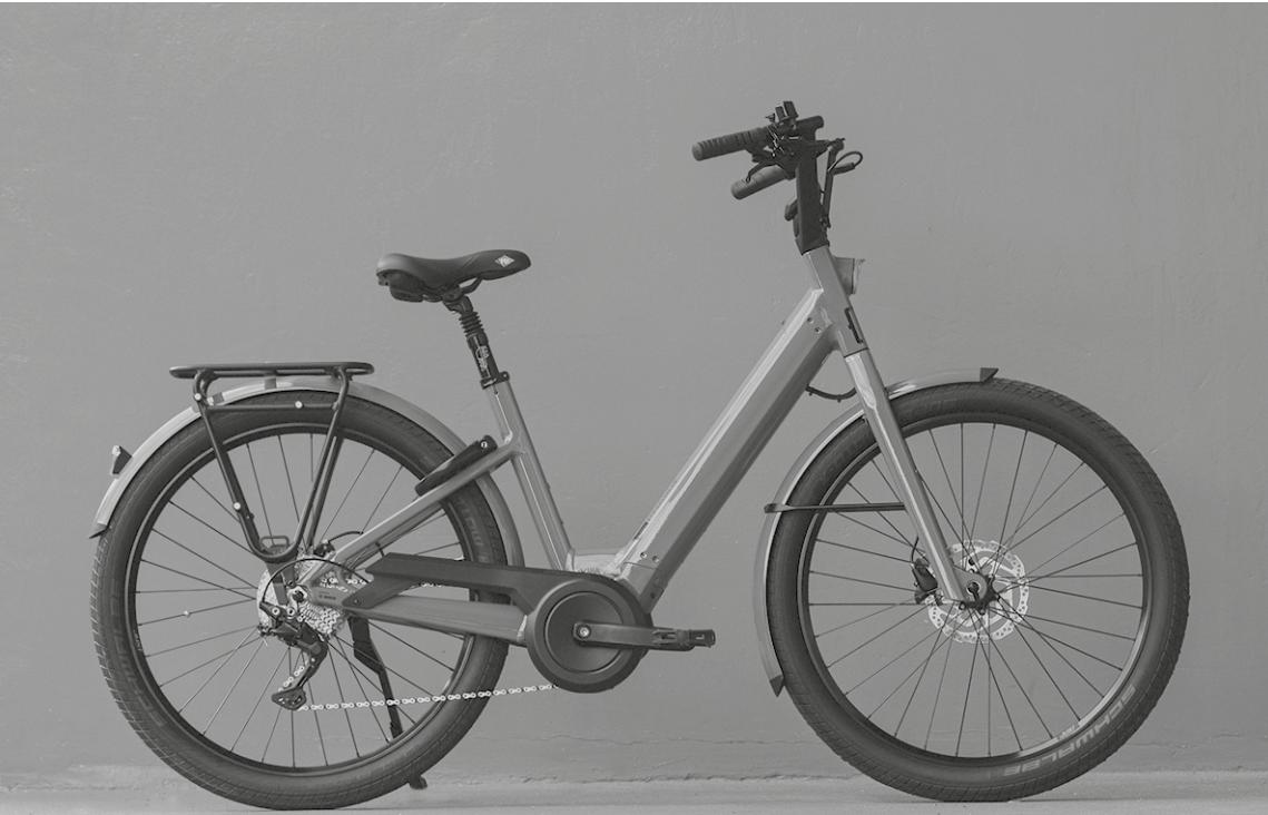 MOUSTACHE DIMANCHE - DER STEUERSATZ - 2